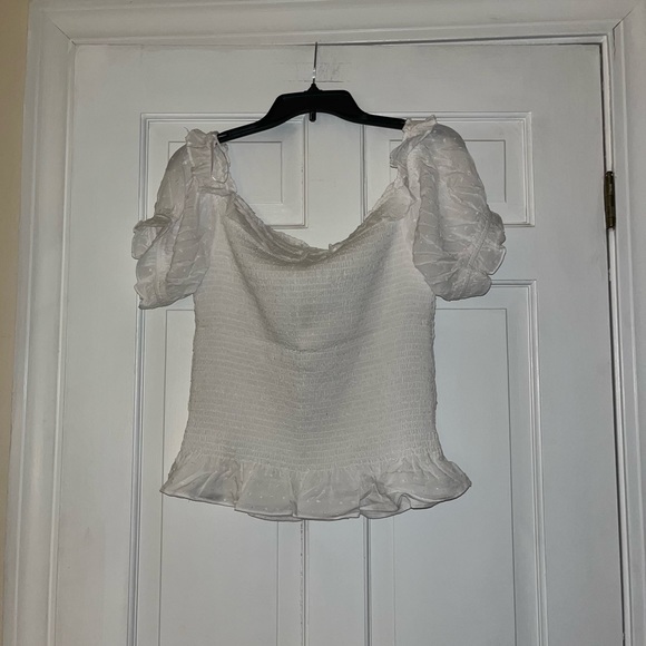 NWT Smocked Off the Shoulder Top - Picture 4 of 4